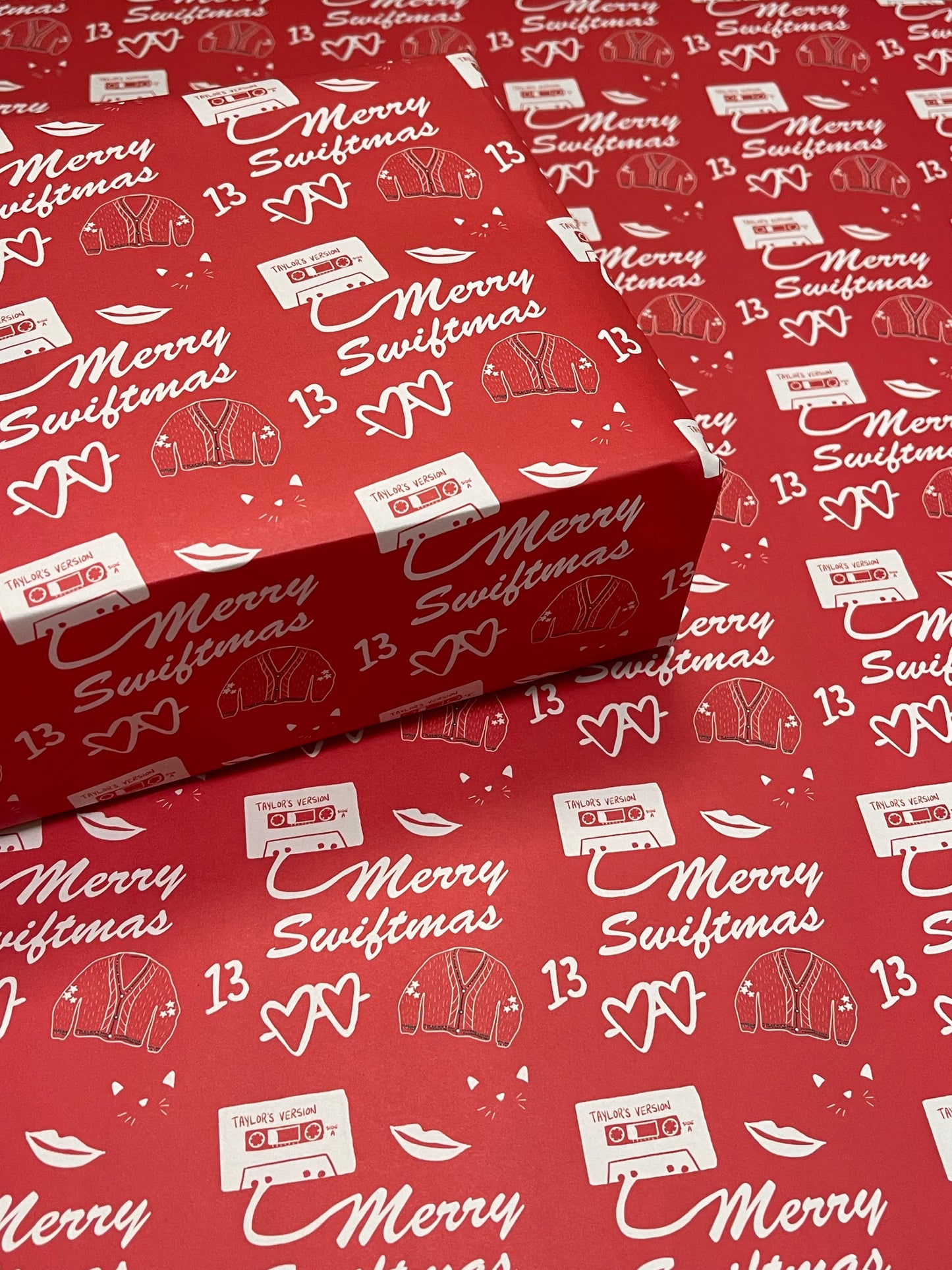 Merry Swiftmas Wrapping Paper Sheets (4 pieces)