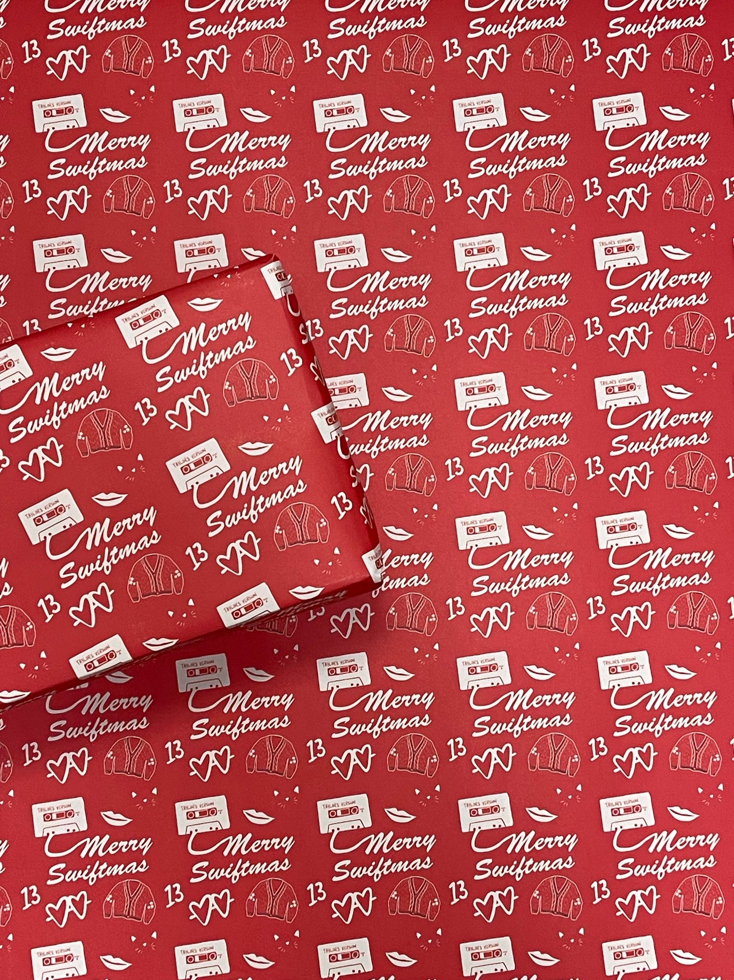 Merry Swiftmas Wrapping Paper Sheets (4 pieces)